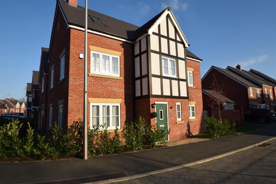Images for Hornbeam Close, Great Moor, Stockport