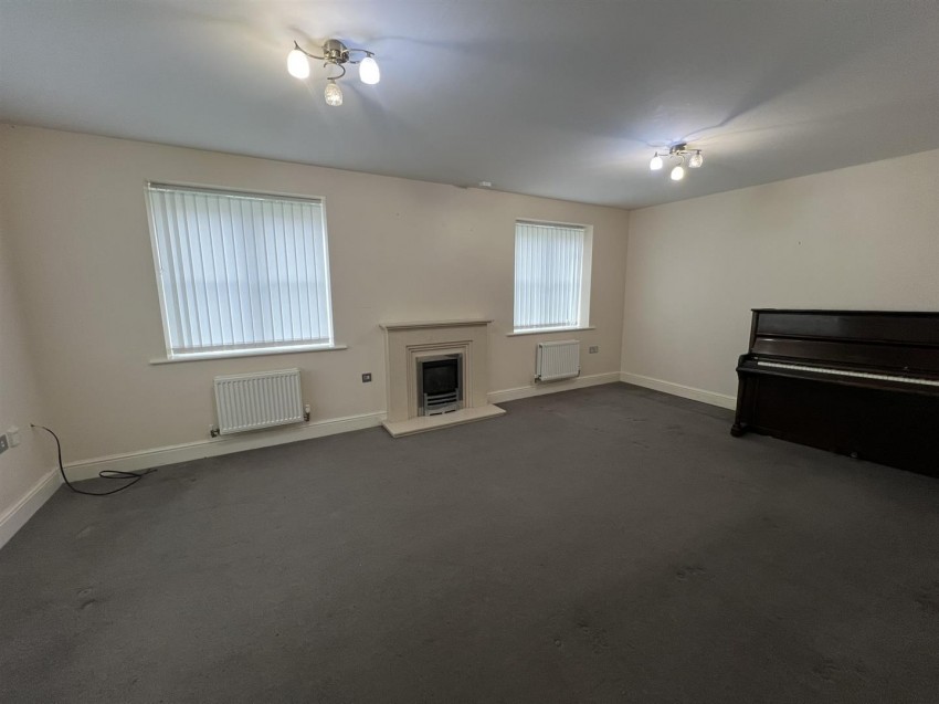 Images for Hornbeam Close, Great Moor, Stockport