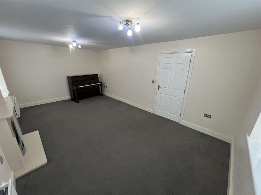 Images for Hornbeam Close, Great Moor, Stockport