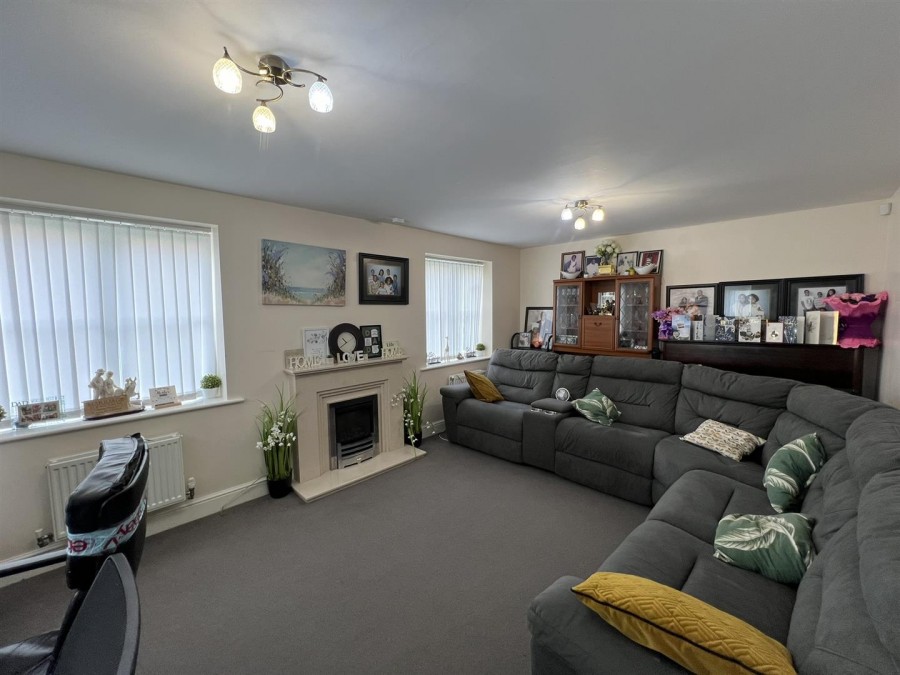 Images for Hornbeam Close, Great Moor, Stockport