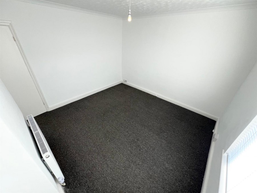 Images for Lorne Grove, Cale Green, Stockport