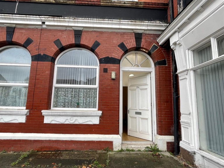 View Full Details for Middle Hillgate, Stockport