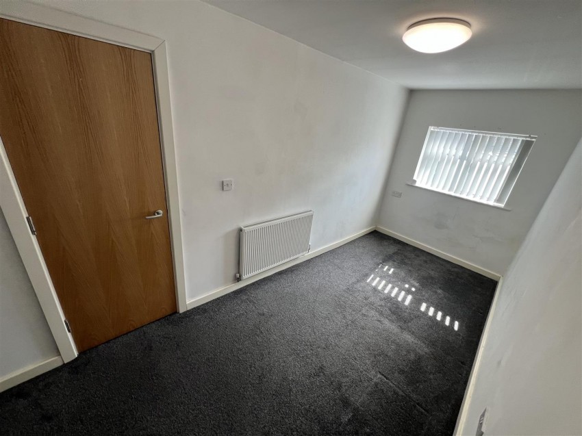 Images for Middle Hillgate, Stockport