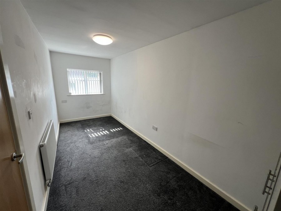 Images for Middle Hillgate, Stockport