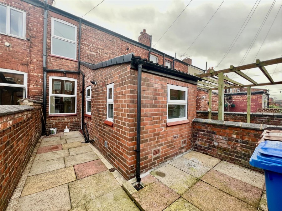 Images for Shaw Road South, Shaw Heath, Stockport