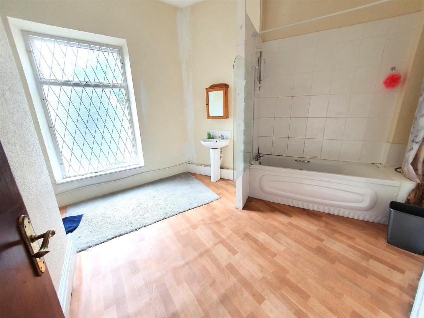 Images for Longshut Lane West, Stockport