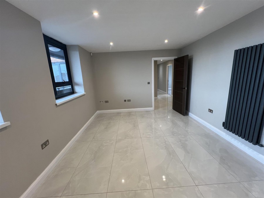 Images for Carrwood House, Shaw Heath, Stockport