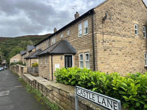 Castle Lane, Carrbrook