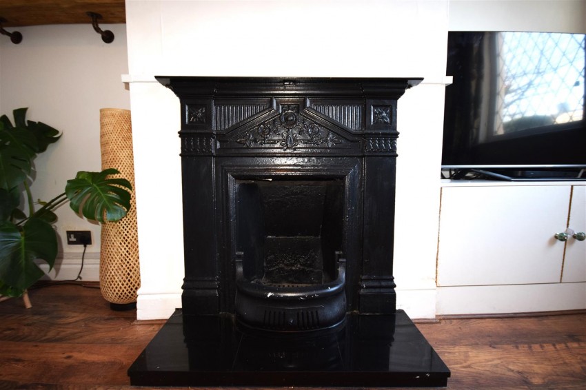 Images for Lowndes Lane, Stockport