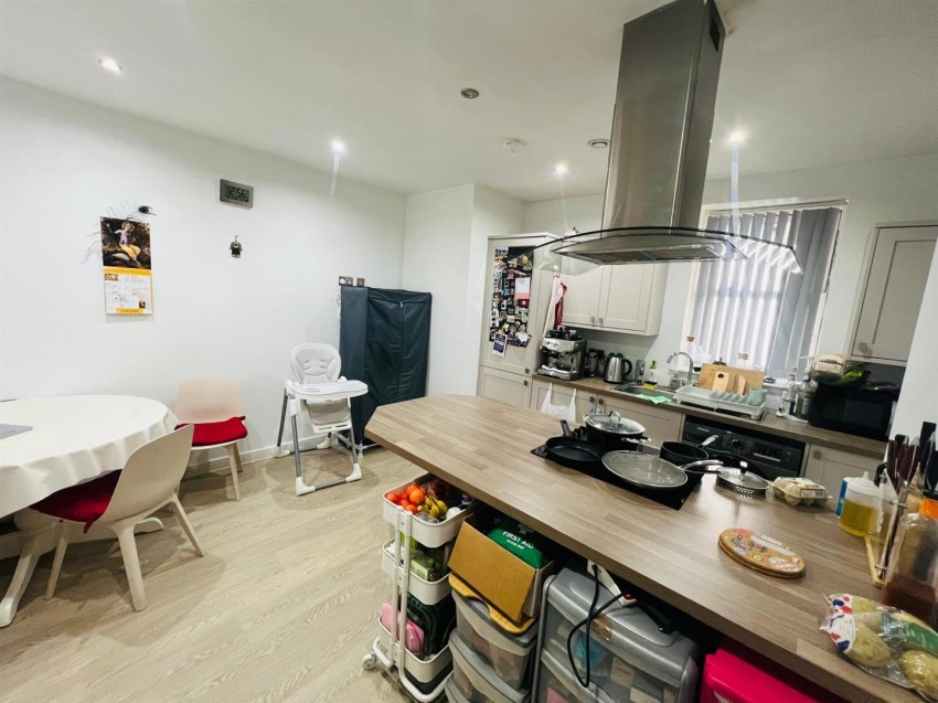 Images for Shaw Heath, Stockport