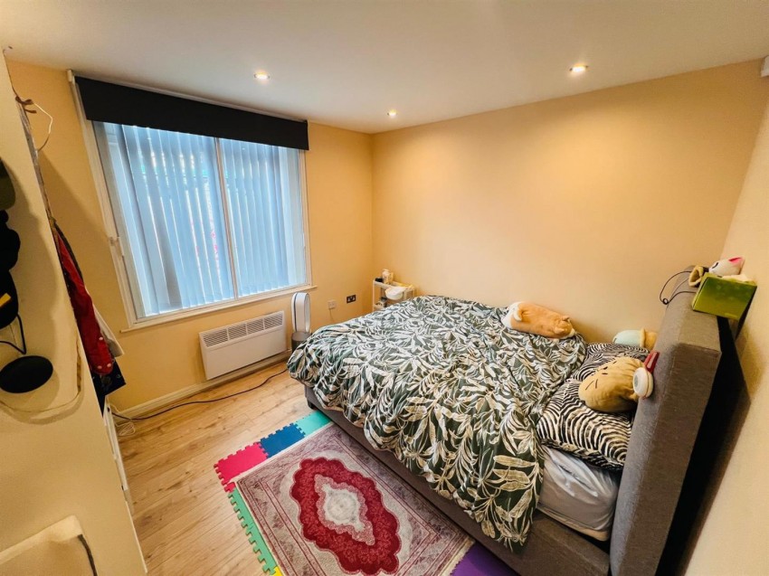 Images for Shaw Heath, Stockport