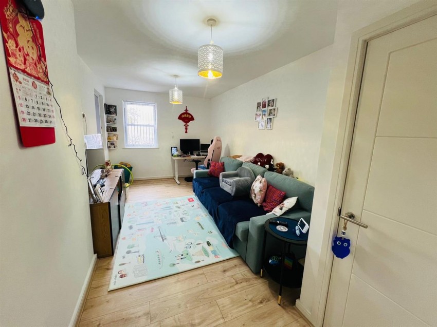 Images for Shaw Heath, Stockport