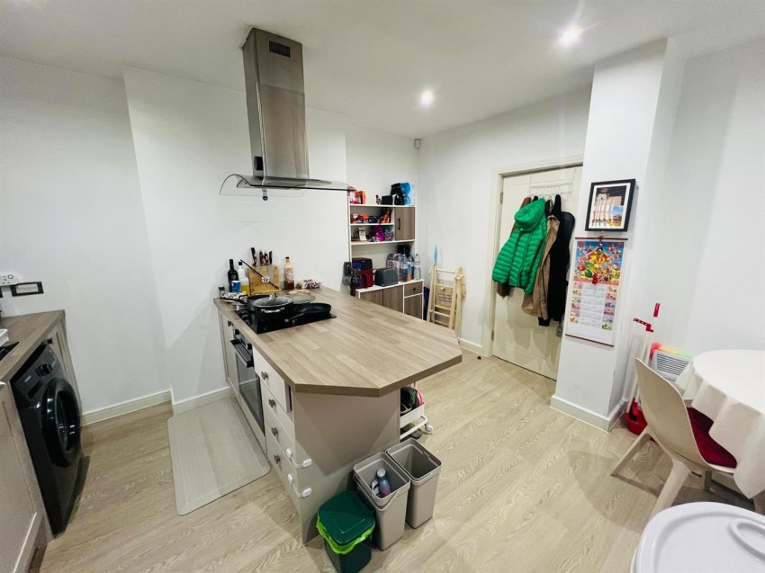 Images for Shaw Heath, Stockport