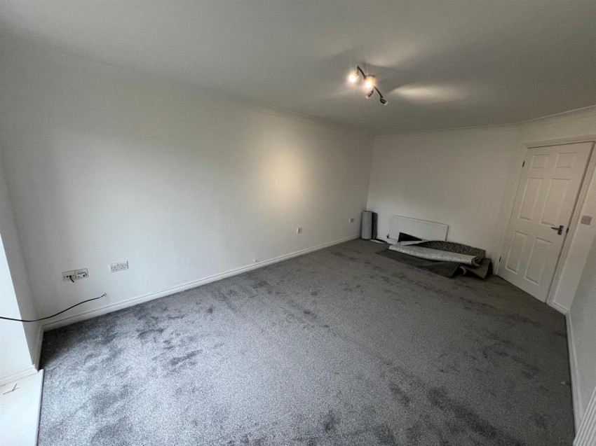 Images for Goodwood Drive, Stockport