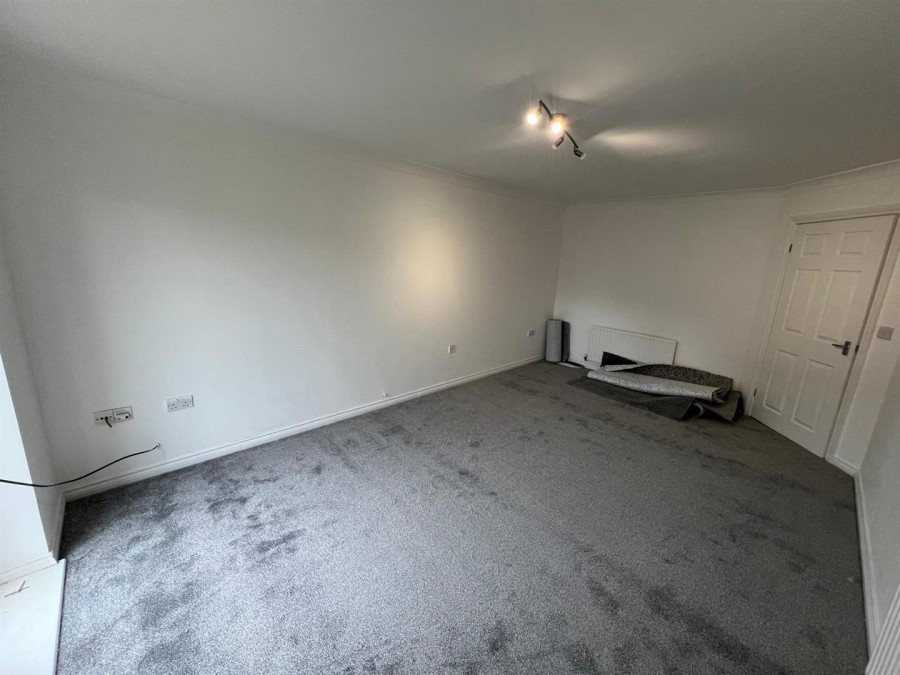 Images for Goodwood Drive, Stockport