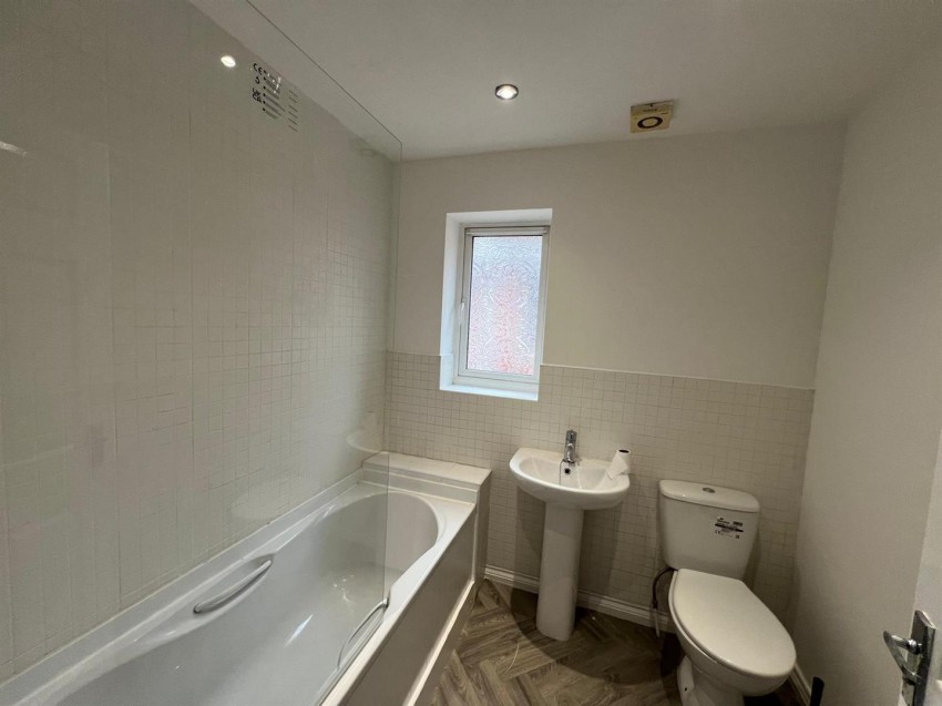 Images for Goodwood Drive, Stockport