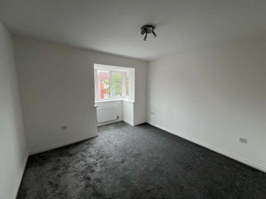 Images for Goodwood Drive, Stockport