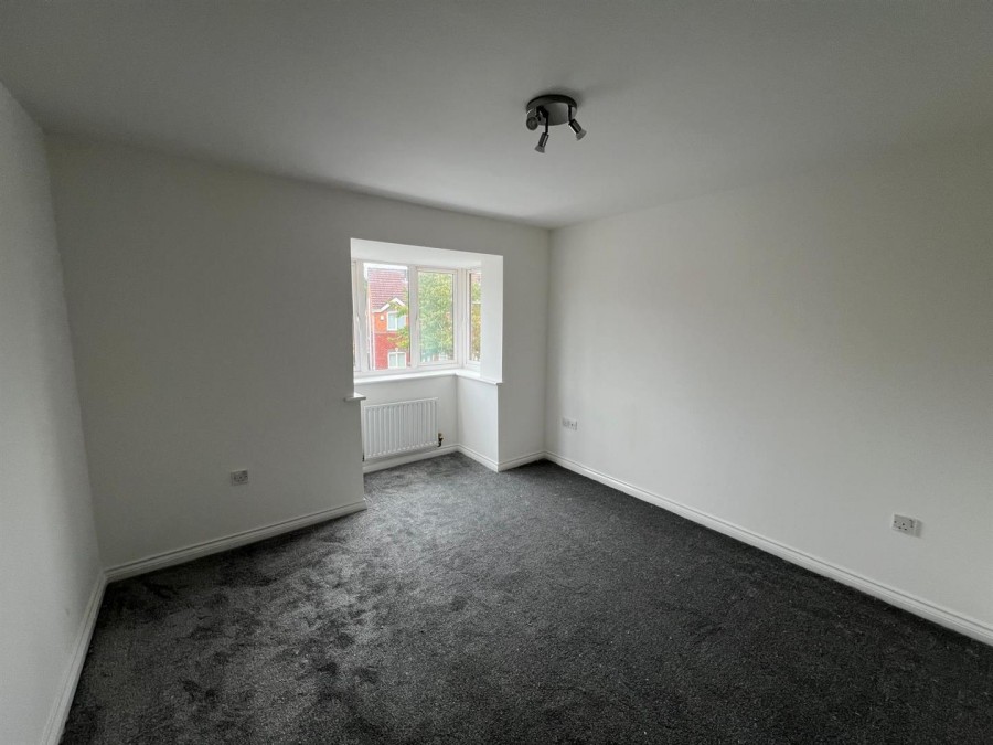 Images for Goodwood Drive, Stockport