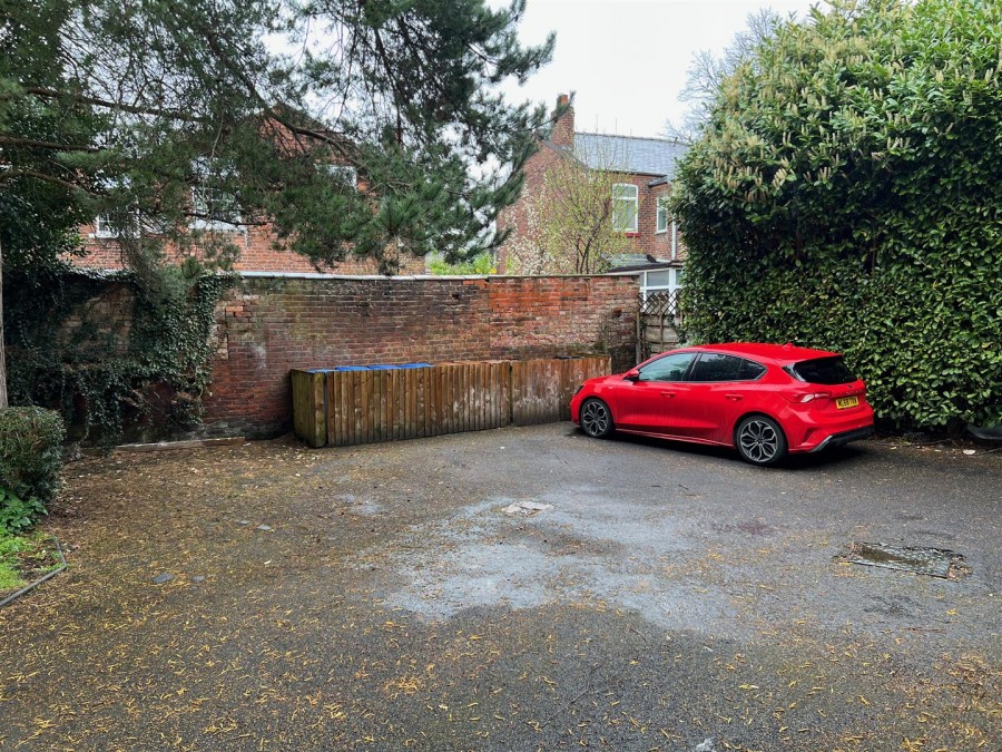 Images for 4a Lowfield Road, Shaw Heath, Stockport