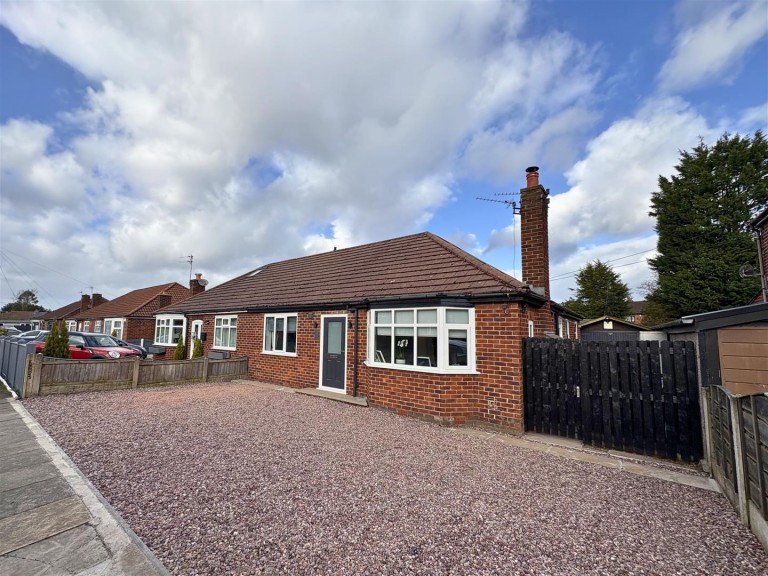 View Full Details for Peakdale Avenue, Heald Green, Cheadle
