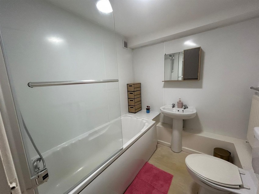 Images for Wellington Road North, Heaton Chapel, Stockport