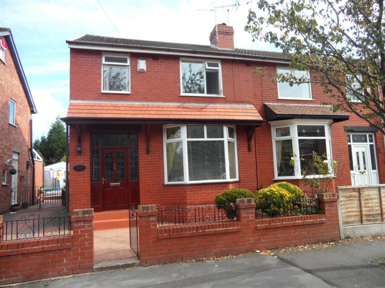 View Full Details for Linden Grove, Stockport