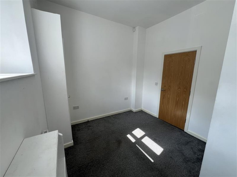 Images for Middle Hillgate, Stockport