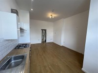 Images for Middle Hillgate, Stockport