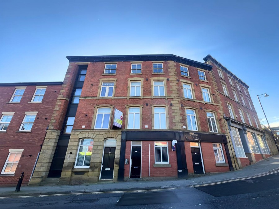 Images for 14 St Mary's Court, 8 Millgate, Stockport