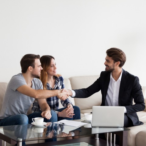 Top Reasons Why South Manchester Landlords Should Use a Letting Agent